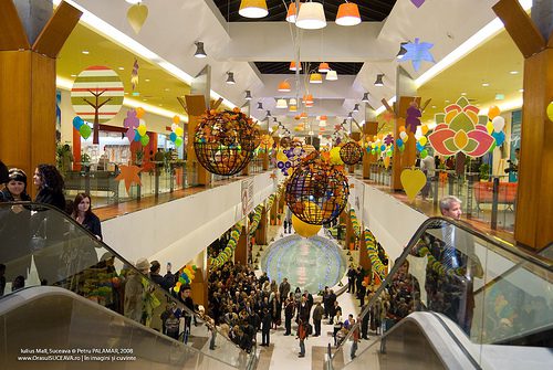 2016_matius_blog_la_mall_ca_la_biserica_03