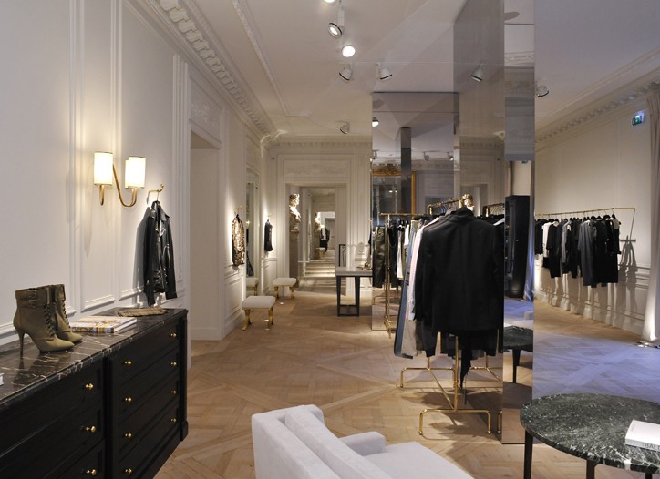 2016_matius_blog_un_magazin_dichisit_sperie_clientii_02