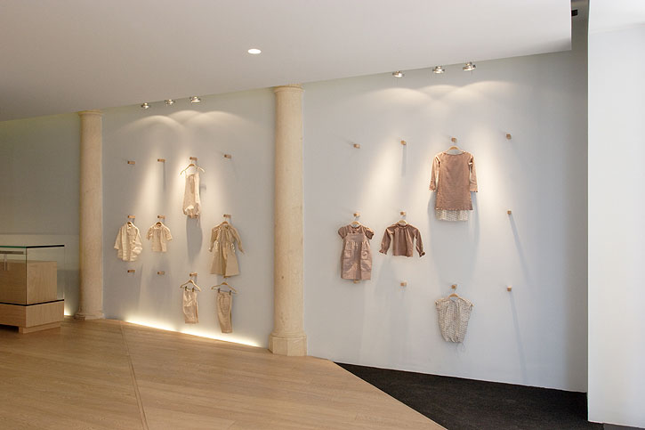 2016_matius_blog_un_magazin_dichisit_sperie_clientii_06